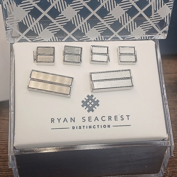 Ryan Seacrest Distinction Silver Cuff Links Collection - Picture 1 of 6